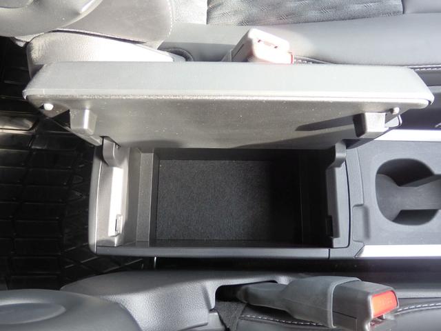 ノア ハイブリッドS-Z 純正10.5型ナビ 14型後席M Bカメラ ETC2.0 モデリスタエアロ(F/R)F席Sヒーター クルコン 衝突軽減B レーンキープ 横滑り防止 Cソナー BSM LEDオートライトフォグライト(37枚目)