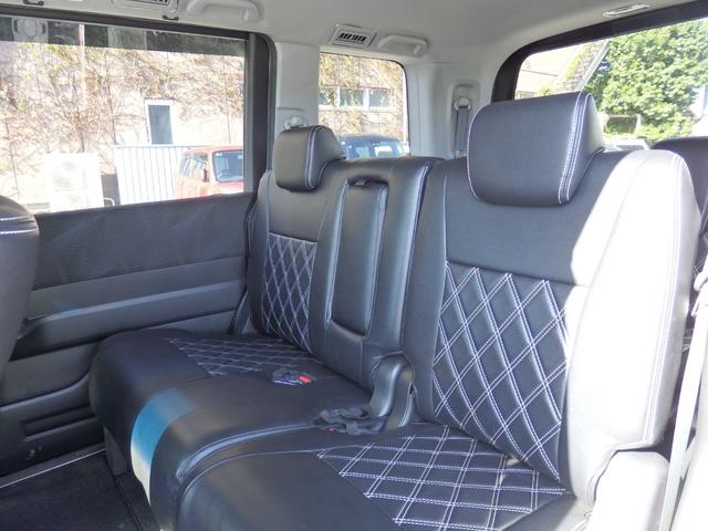 ステップワゴンスパーダ Ｚ　買取車両　純正ＨＤＤナビ　ＤＶＤ　ＣＤ　ＲＥＣ　ワンセグ　ＥＴＣ　Ｂカメラ　アルパイン製フリップダウンモニター　両側パワスラドア　パドルシフト　ＨＩＤライト　レザー調シートカバー　純正１６ＡＷ（16枚目）