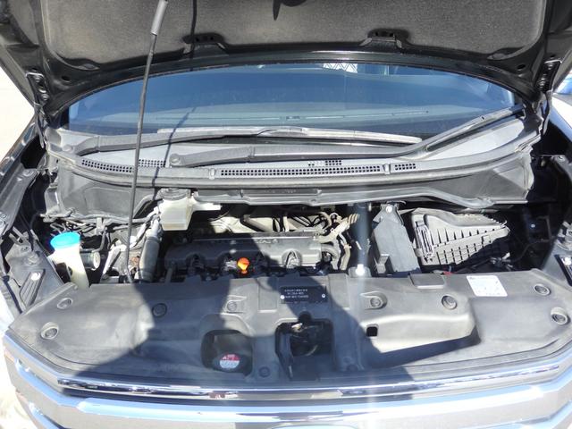 ステップワゴンスパーダ Ｚ　買取車両　純正ＨＤＤナビ　ＤＶＤ　ＣＤ　ＲＥＣ　ワンセグ　ＥＴＣ　Ｂカメラ　アルパイン製フリップダウンモニター　両側パワスラドア　パドルシフト　ＨＩＤライト　レザー調シートカバー　純正１６ＡＷ（20枚目）