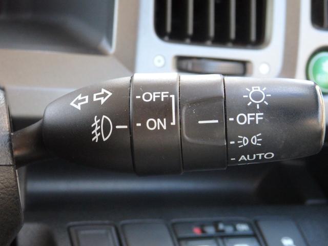 ステップワゴンスパーダ Ｚ　買取車両　純正ＨＤＤナビ　ＤＶＤ　ＣＤ　ＲＥＣ　ワンセグ　ＥＴＣ　Ｂカメラ　アルパイン製フリップダウンモニター　両側パワスラドア　パドルシフト　ＨＩＤライト　レザー調シートカバー　純正１６ＡＷ（32枚目）