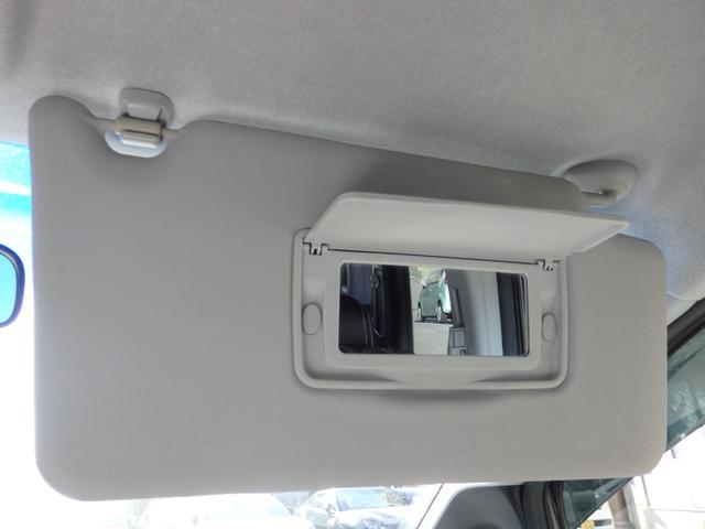 ステップワゴンスパーダ Ｚ　買取車両　純正ＨＤＤナビ　ＤＶＤ　ＣＤ　ＲＥＣ　ワンセグ　ＥＴＣ　Ｂカメラ　アルパイン製フリップダウンモニター　両側パワスラドア　パドルシフト　ＨＩＤライト　レザー調シートカバー　純正１６ＡＷ（41枚目）