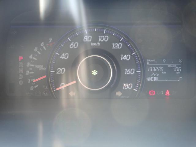 ステップワゴンスパーダ Ｚ　買取車両　純正ＨＤＤナビ　ＤＶＤ　ＣＤ　ＲＥＣ　ワンセグ　ＥＴＣ　Ｂカメラ　アルパイン製フリップダウンモニター　両側パワスラドア　パドルシフト　ＨＩＤライト　レザー調シートカバー　純正１６ＡＷ（46枚目）