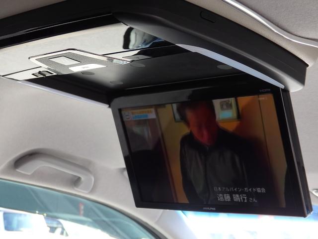 ステップワゴンスパーダ Ｚ　買取車両　純正ＨＤＤナビ　ＤＶＤ　ＣＤ　ＲＥＣ　ワンセグ　ＥＴＣ　Ｂカメラ　アルパイン製フリップダウンモニター　両側パワスラドア　パドルシフト　ＨＩＤライト　レザー調シートカバー　純正１６ＡＷ（48枚目）