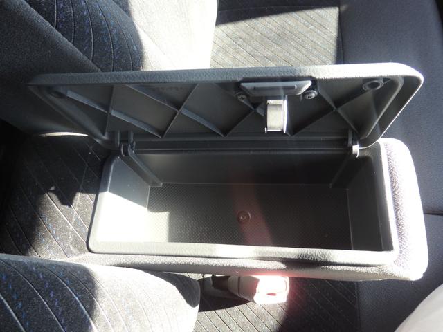 タント カスタムＲＳ　純正８型ナビ　Ｂカメラ　ＥＴＣ　両側パワスラ　　　スマートキー　Ｐスタート　ステリモ　ＬＥＤオートライト　フォグライト　横滑り防止　オートＡ／Ｃ　Ｒサンシェード　革巻きハンドル　純正１５インチＡＷ（38枚目）