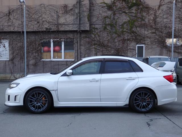 東京海上日動火災保険の代理店ですので万が一の事故も安心。任意保険は車を購入するときに見直しが必要です。プロのスタッフが金額や保証を含めてお客様の最善な保険内容を提案させて頂きます。