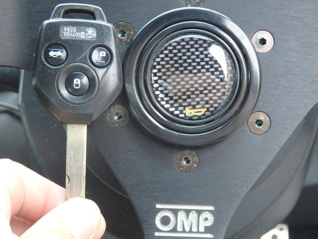 【整備・保証など各プランご用意！】内容で選べる中古車保証・整備・カスタム・メンテナスなども各種準備・ご用意しております。シートカバー・ドアバイザー・８インチナビ・９インチなどの大型ナビも取付対応可能！