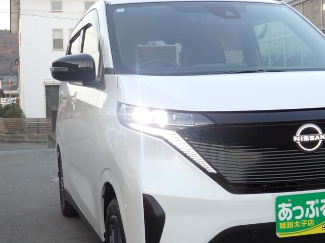 サクラ Ｘ　純正９型ナビ　全方位Ｍ　ドラレコ　ＥＴＣ　Ｃソナー　スマートキー　衝突軽減Ｂ　レーンキープ　ウインカー付き電格ミラー　Ｐスタート　ステリモ　オートＡ／Ｃ　純正１４ＡＷ（23枚目）