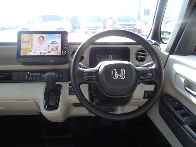 N-BOX ファッションスタイル 禁煙車 純正9型ナビ 前後ドラレコ DVD CD REC フルセグ Bluetooth ETC Bカメラ ステリモ対応 USB クルーズコントロール 前席シートヒーター スマートキー 両側パワスラ(16枚目)