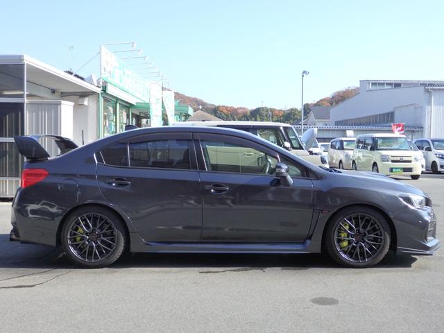 WRX STI STI 禁煙車 6MT SD8型ナビ DVD REC Bluetooth CD ETC 前後ドラレコ ブリッツ製車高調 GPスポーツマフラー 大型ウイング STIハーフレザーシート LEDライト フォグ(5枚目)