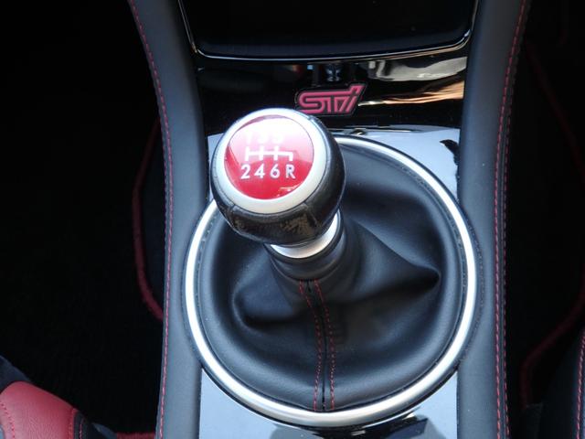 WRX STI STI 禁煙車 6MT SD8型ナビ DVD REC Bluetooth CD ETC 前後ドラレコ ブリッツ製車高調 GPスポーツマフラー 大型ウイング STIハーフレザーシート LEDライト フォグ(13枚目)