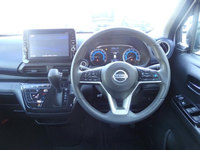 デイズ ハイウェイスター　Ｇターボプロパイロットエディション　禁煙車　純正９型ナビ　全方位カメラ　ＤＶＤ　ＣＤ　ＲＥＣ　フルセグ　Ｂｌｕｅｔｏｏｔｈ　オートエアコン　ＬＥＤオート　フォグ　電子パーキング　スマートキー　プッシュスタート　クルーズコントロール（18枚目）