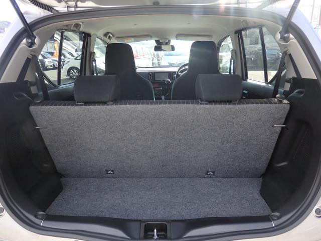 アルトワークス ベースグレード　社外ナビ　Ｂカメラ　衝突軽減Ｂ　純正１５ＡＷ　Ｃソナー　Ａストップ　ＨＩＤオートライト　スマートキー　レーンキープ　横滑り防止　　フォグライト　電格ミラー　パドルシフト　オートＡ／Ｃ　革巻きハンドル（20枚目）