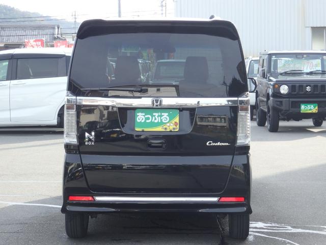 Ｎ－ＢＯＸカスタム Ｇ　ＳＳパッケージ　社外ナビ　Ｂカメラ　ＥＴＣ　両側パワスラ　スマートキーＰスタート　横滑り防止　Ｒサンシェード　オートエアコン　パワーウィンドウ　ウィンカー付き電格ミラー　社外マット　純正バイザー　純正１４インチＡＷ（4枚目）