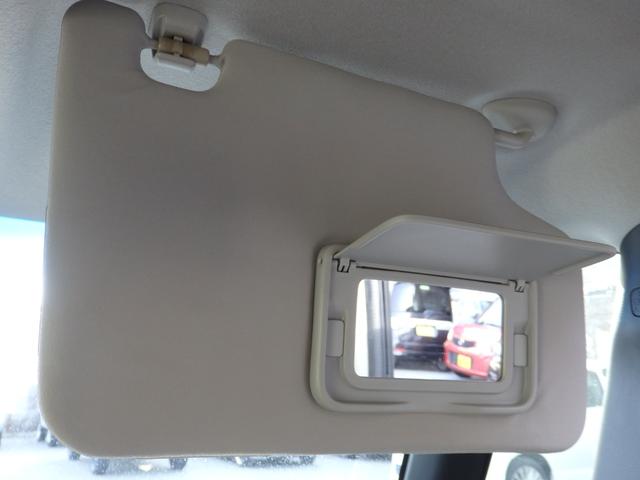 Ｎ－ＢＯＸカスタム Ｇ　ＳＳパッケージ　社外ナビ　Ｂカメラ　ＥＴＣ　両側パワスラ　スマートキーＰスタート　横滑り防止　Ｒサンシェード　オートエアコン　パワーウィンドウ　ウィンカー付き電格ミラー　社外マット　純正バイザー　純正１４インチＡＷ（39枚目）