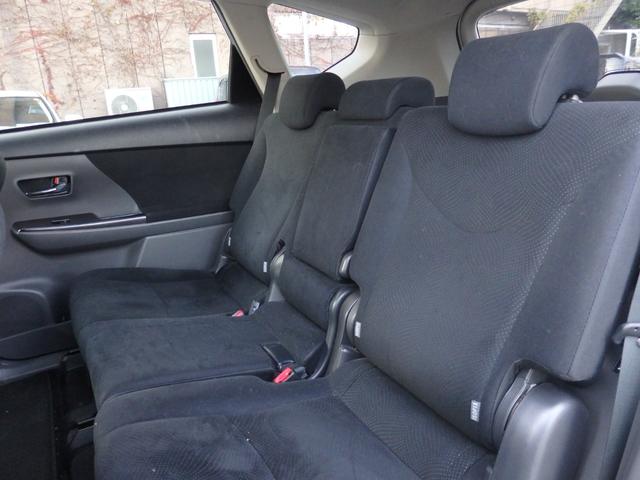 プリウスアルファ Ｓ　チューン　ブラック　ＡＬＰＩＮＥ９型ナビ　後席Ｍ　Ｂカメラ　ＥＴＣ　スマートキーＰスタート　オートエアコン　ウィンカー付き電格ミラー　ＨＩＤオートライト　フォグライト　ヘッドライトレベライザー　パワーウィンドウ（16枚目）