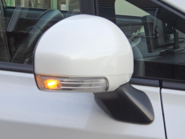 プリウスアルファ Ｓ　チューン　ブラック　ＡＬＰＩＮＥ９型ナビ　後席Ｍ　Ｂカメラ　ＥＴＣ　スマートキーＰスタート　オートエアコン　ウィンカー付き電格ミラー　ＨＩＤオートライト　フォグライト　ヘッドライトレベライザー　パワーウィンドウ（25枚目）