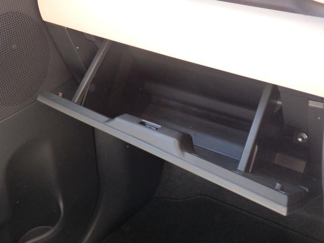 ムーヴキャンバス ＧメイクアップＶＳ　ＳＡＩＩＩ　ナビ　全方位モニター　ドラレコ　ステリモ　スマートキーＰスタート　衝突軽減　横滑り防止　ＬＥＤオートライト　フォグライト　両側パワスラ　Ｄ席シートヒーター　オートエアコン　オートハイビーム（38枚目）