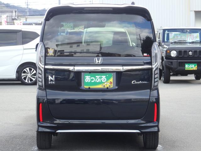N-BOXカスタム Lターボ 純正9型ナビ ドラレコ クルコン ETC スマートキーPスタート パドルシフト ステリモ 両側パワスラ ハーフレザーシート LEDオートライト フォグライト 横滑り防止 衝突軽減 Rサンシェード(4枚目)