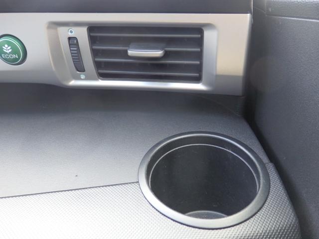 フリード Ｇ　ジャストセレクション　禁煙車　買取車両　純正ナビ　ＥＴＣ　後席モニター　Ｂカメラ　両側パワースライドドア　ドラレコ　ＨＩＤオートライト　スマートキー　ウィンカー付き電格ミラー　横滑り防止　オートエアコン　パワーウィンドウ（36枚目）