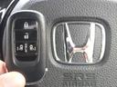 コーディネートスタイル 禁煙車 純正DA クルコン 両側Pスラ Bカメラ ステリモ スマートキーPスタート 黒レザーシート ヘッドライトレベライザー 横滑り防止 オートエアコン パワーウィンドウ ウィンカー付き電格ミラー(27枚目)