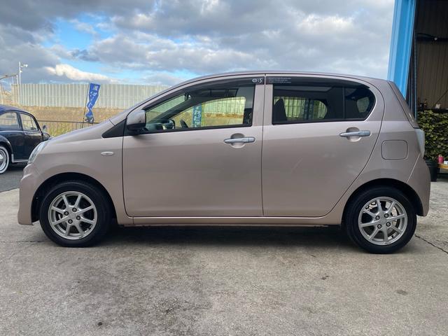 ミライース Ｘ　ユーザー様買取／純正メモリーナビ／キーレスエントリー／アイドリングストップ／電動格納ドアミラー／純正１４インチアルミホイール（3枚目）