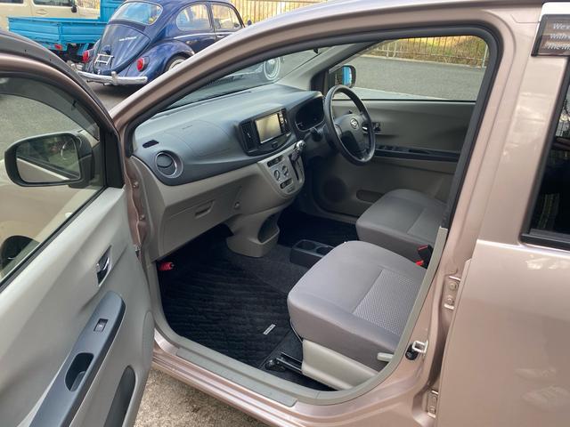 ミライース Ｘ　ユーザー様買取／純正メモリーナビ／キーレスエントリー／アイドリングストップ／電動格納ドアミラー／純正１４インチアルミホイール（16枚目）