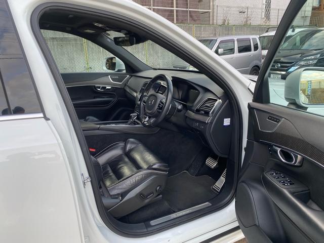 ＸＣ９０ Ｔ６　ＡＷＤ　Ｒデザイン　ユーザー様買取／黒革シート／パワーシート／カーボンインテリアパネル／電動リアゲート／パノラマガラスサンルーフ／全周囲カメラ／ＥＴＣ／パドルシフト／スマートキー２／新品バッテリー／新品ワイパー（10枚目）