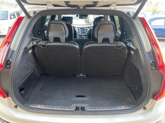 ＸＣ９０ Ｔ６　ＡＷＤ　Ｒデザイン　ユーザー様買取／黒革シート／パワーシート／カーボンインテリアパネル／電動リアゲート／パノラマガラスサンルーフ／全周囲カメラ／ＥＴＣ／パドルシフト／スマートキー２／新品バッテリー／新品ワイパー（20枚目）