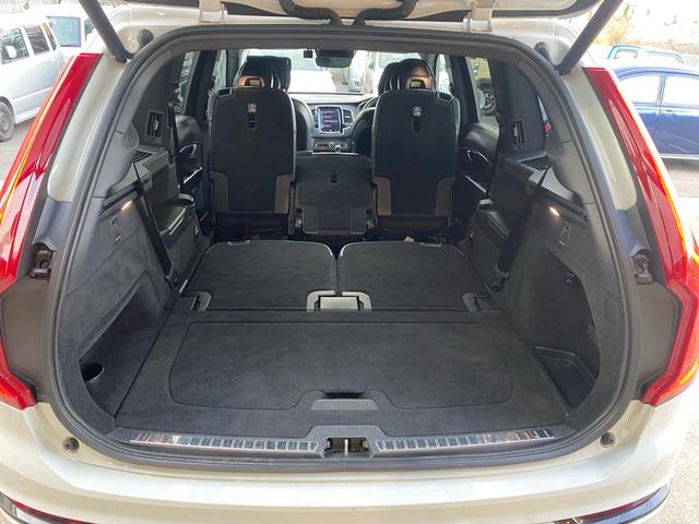 ＸＣ９０ Ｔ６　ＡＷＤ　Ｒデザイン　ユーザー様買取／黒革シート／パワーシート／カーボンインテリアパネル／電動リアゲート／パノラマガラスサンルーフ／全周囲カメラ／ＥＴＣ／パドルシフト／スマートキー２／新品バッテリー／新品ワイパー（21枚目）