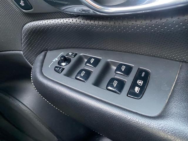 ＸＣ９０ Ｔ６　ＡＷＤ　Ｒデザイン　ユーザー様買取／黒革シート／パワーシート／カーボンインテリアパネル／電動リアゲート／パノラマガラスサンルーフ／全周囲カメラ／ＥＴＣ／パドルシフト／スマートキー２／新品バッテリー／新品ワイパー（31枚目）