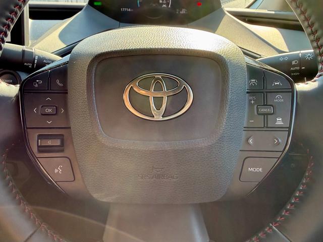 プリウス Ｚ　ＰＨＥＶ　ダウンサス　２０インチ社外ホイール　当社デモカー　禁煙車　純正１２型ナビ　全周囲モニター　デジタルインナーミラー　電動リアゲート（26枚目）