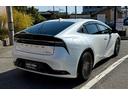 プリウス Ｚ　ＰＨＥＶ　ダウンサス　２０インチ社外ホイール　当社デモカー　禁煙車　純正１２型ナビ　全周囲モニター　デジタルインナーミラー　電動リアゲート（8枚目）