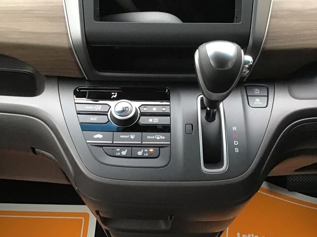 G・ホンダセンシング スマキー 追突被害軽減B キーフリー クルコン Bカメ オートライト ETC車載器 禁煙 アイスト 盗難防止装置 エアコン ABS 3列 両側電動スライドD 登録届出済未使用車 車線逸脱警報 記録簿(13枚目)