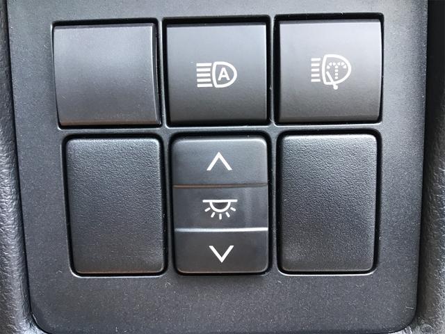 TX Lパッケージ 4WD クリアランスソナー オートクルーズコントロール レーンアシスト パワーシート 衝突被害軽減システム サンルーフ オートマチックハイビーム LEDヘッドランプ ヘッドライトウォッシャー(8枚目)