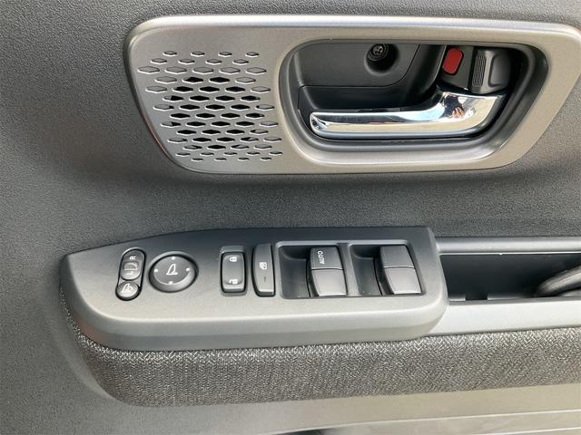 ホンダ Ｎ－ＢＯＸカスタム 11枚目