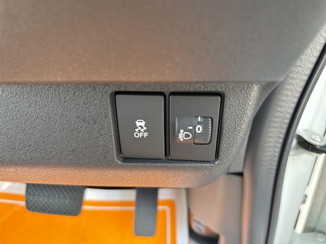 ホンダ Ｎ－ＢＯＸカスタム 11枚目