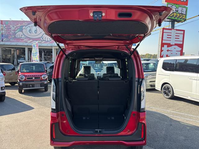 ホンダ Ｎ－ＢＯＸカスタム 27枚目