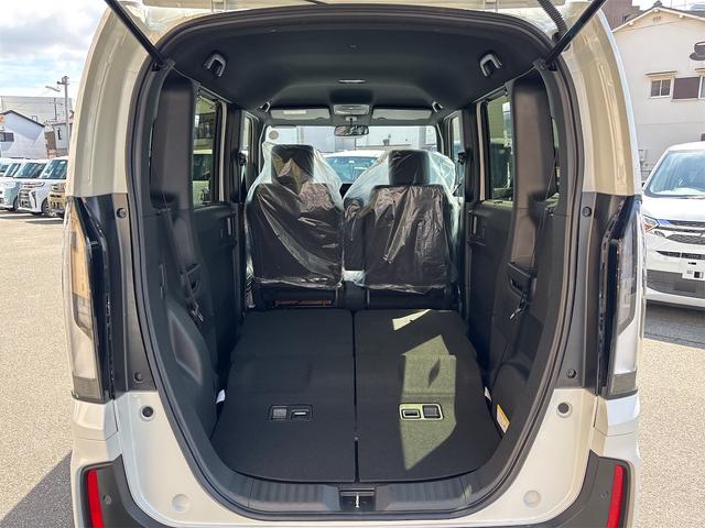 ホンダ N-BOXカスタム 21枚目