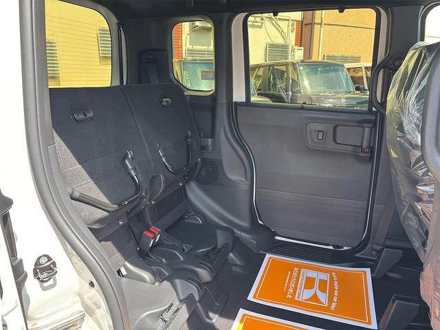 ホンダ N-BOXカスタム 24枚目