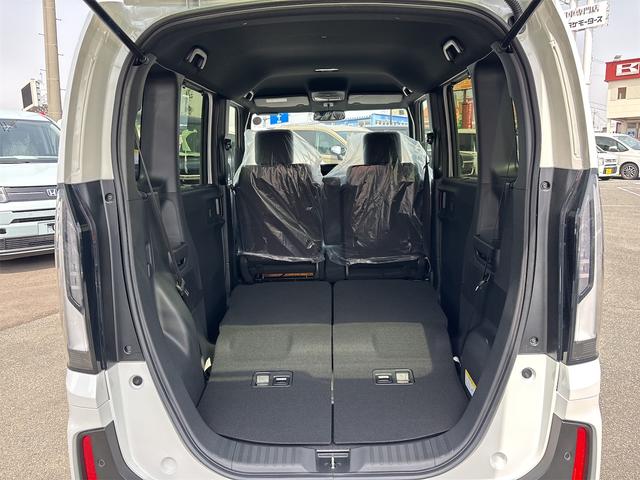 ホンダ Ｎ－ＢＯＸカスタム 28枚目