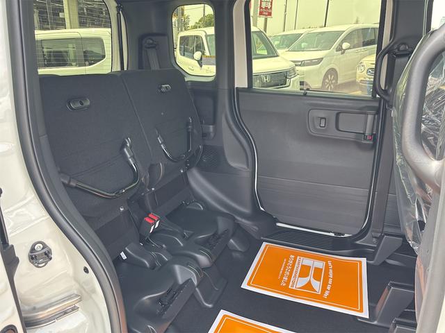 ホンダ Ｎ－ＢＯＸカスタム 30枚目