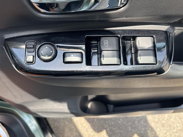 デリカミニ Ｇ　プレミアム　全周囲カメラ　両側電動スライドドア　オートクルーズコントロール　レーンアシスト　衝突被害軽減システム　オートライト　ＬＥＤヘッドランプ　スマートキー　アイドリングストップ　電動格納ミラー（9枚目）