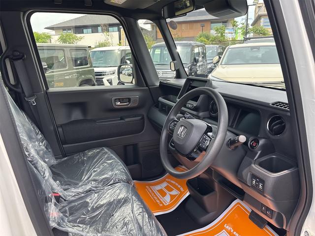 ホンダ Ｎ－ＢＯＸカスタム 30枚目