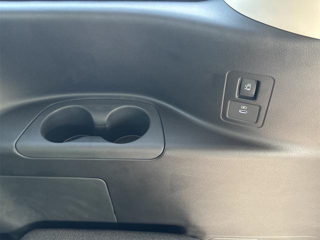 日産 セレナ 30枚目