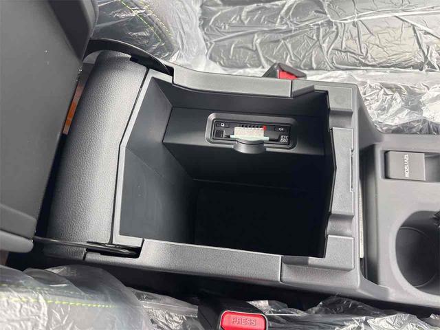 スバル フォレスター 24枚目