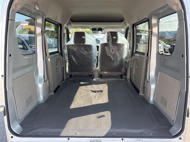 日産 クリッパーバン 28枚目