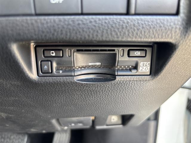 トヨタ ハリアーハイブリッド 7枚目