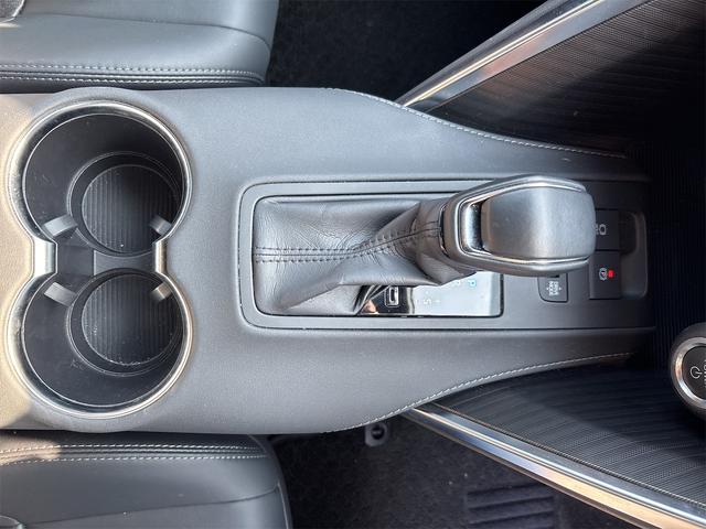 トヨタ ハリアーハイブリッド 23枚目