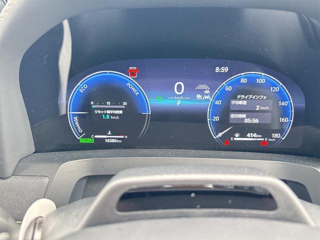 トヨタ アルファードハイブリッド 7枚目