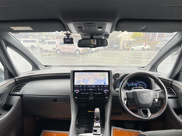 トヨタ アルファードハイブリッド 12枚目